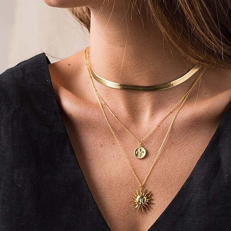 Stainless steel necklace 18K gold finish