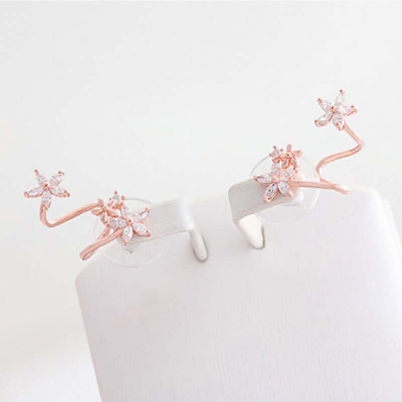 Short Hair Earrings featuring elegant flower stud design with delicate crystals, perfect for daily wear and special occasions.